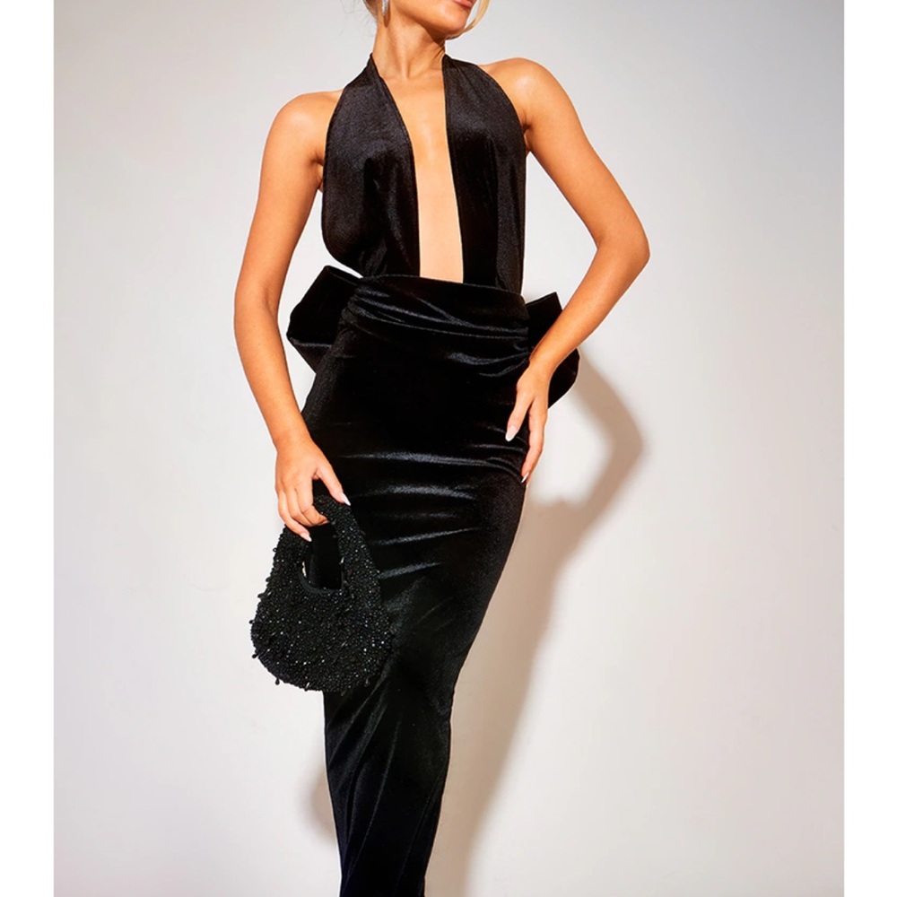 Elegant Black Evening Dress